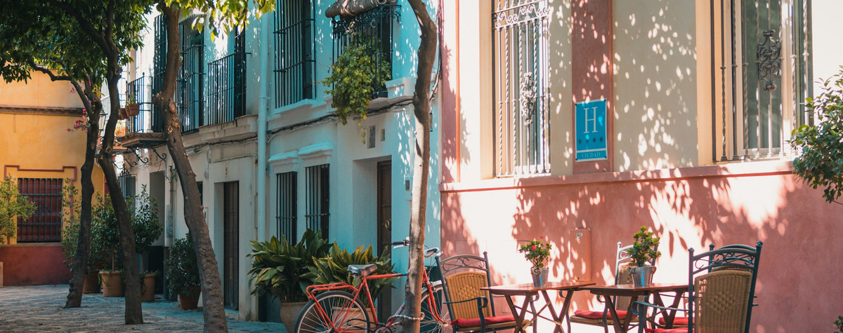 Flatio Tenant、Roland Mondekへのインタビュー：家主にテナントが期待することと、スペインが訪問する価値がある理由