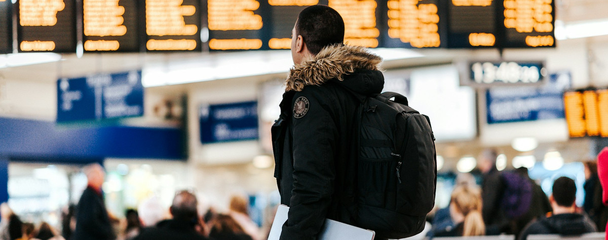 デジタル遊牧民とリモートワーカーのためのコワーキングスペースを備えた空港