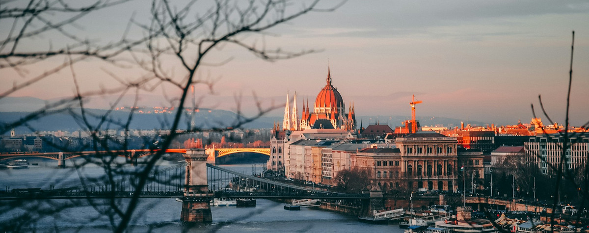 ハンガリーのデジタル遊牧民のガイド（ビザ、宿泊施設、基本的なフレーズ、トップアトラクション、交通機関、コワーキングスペースなど）