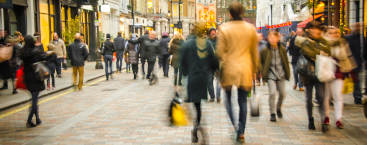 ブダペストの人気ショップ、スーパーマーケット、地元の市場