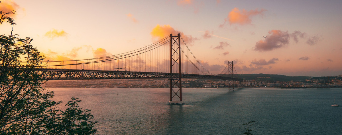 ポルトガルのリスボンでの天気のガイド（気候、毎年天気、月ごとの天気、何を着るか、推奨されるアクティビティ、FAQなど）