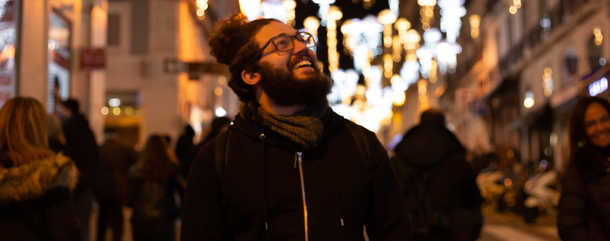 デジタル遊牧民：家から遠く離れたときにクリスマスを過ごす方法に関する5つのヒント