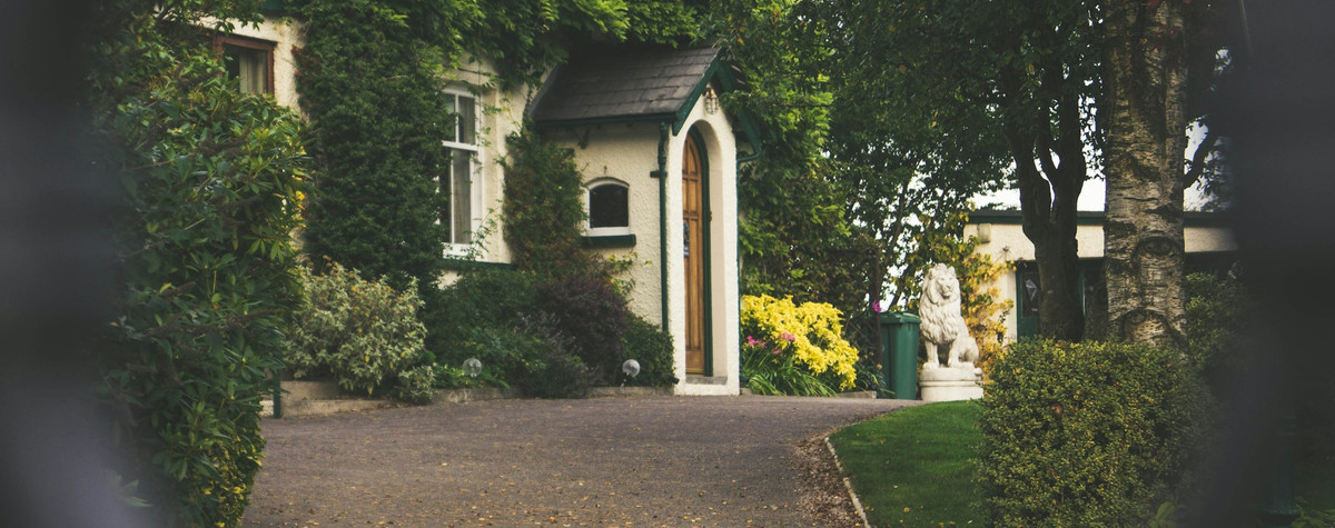 家主になりたいですか？何が必要なのか、どのようにフラットがどのように役立つか見てみましょう