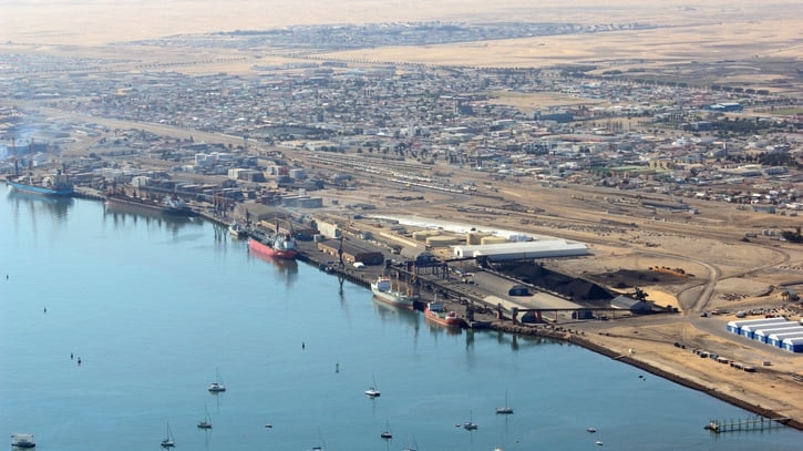 ナミビア、ウォルビス湾：ナミブ砂漠の北端にあるトップ3の必見のアトラクション