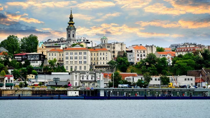 [セルビアのお土産]フォーククラフトとセルビアワインを強くお勧めします！