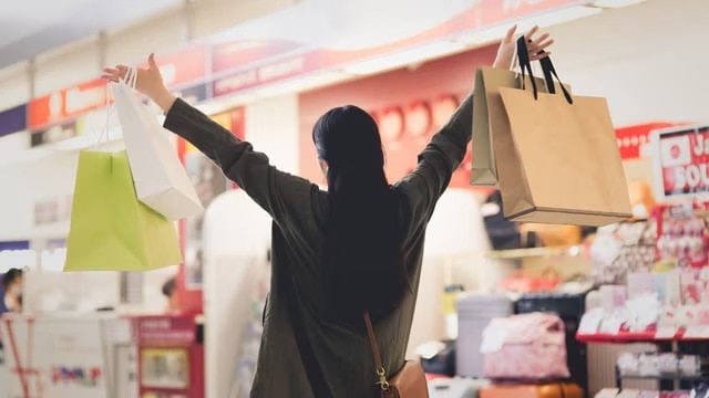 ロサンゼルス国際空港（LAX）で免税店を紹介します！