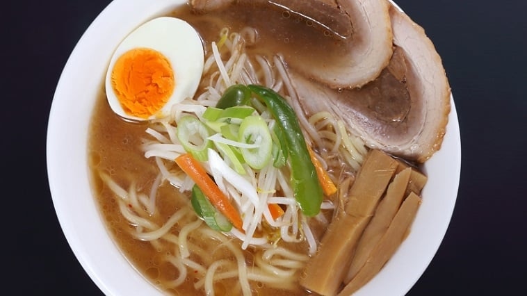 Mieの地元のラーメンの有名なKameyamaラーメンショップを紹介してください！