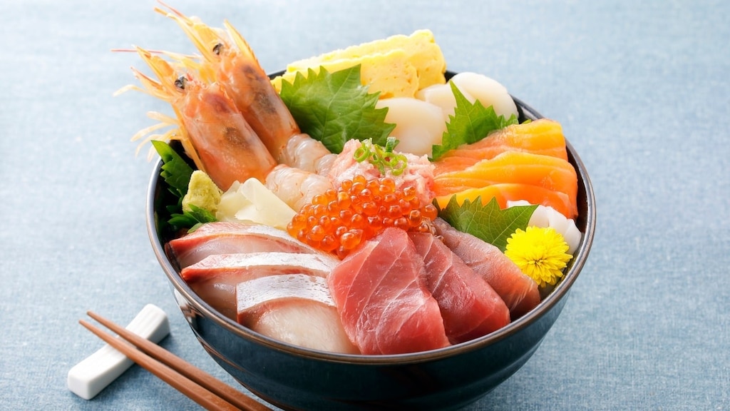 14の必見の人気のあるレストランは、チトースでのランチにあります！