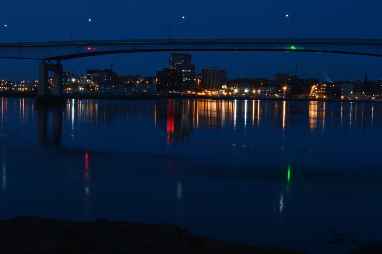 カナダ東部のニューブランズウィック州の首都セントジョンのトップ5観光客アトラクション