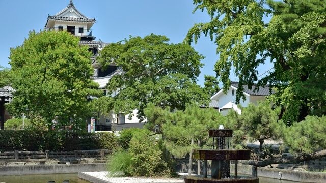 過去の雰囲気を深く感じてください。 5オイタ県の5つの歴史的観光スポット