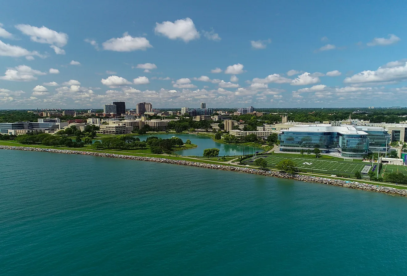 イリノイ州で最も過小評価されている7つの都市