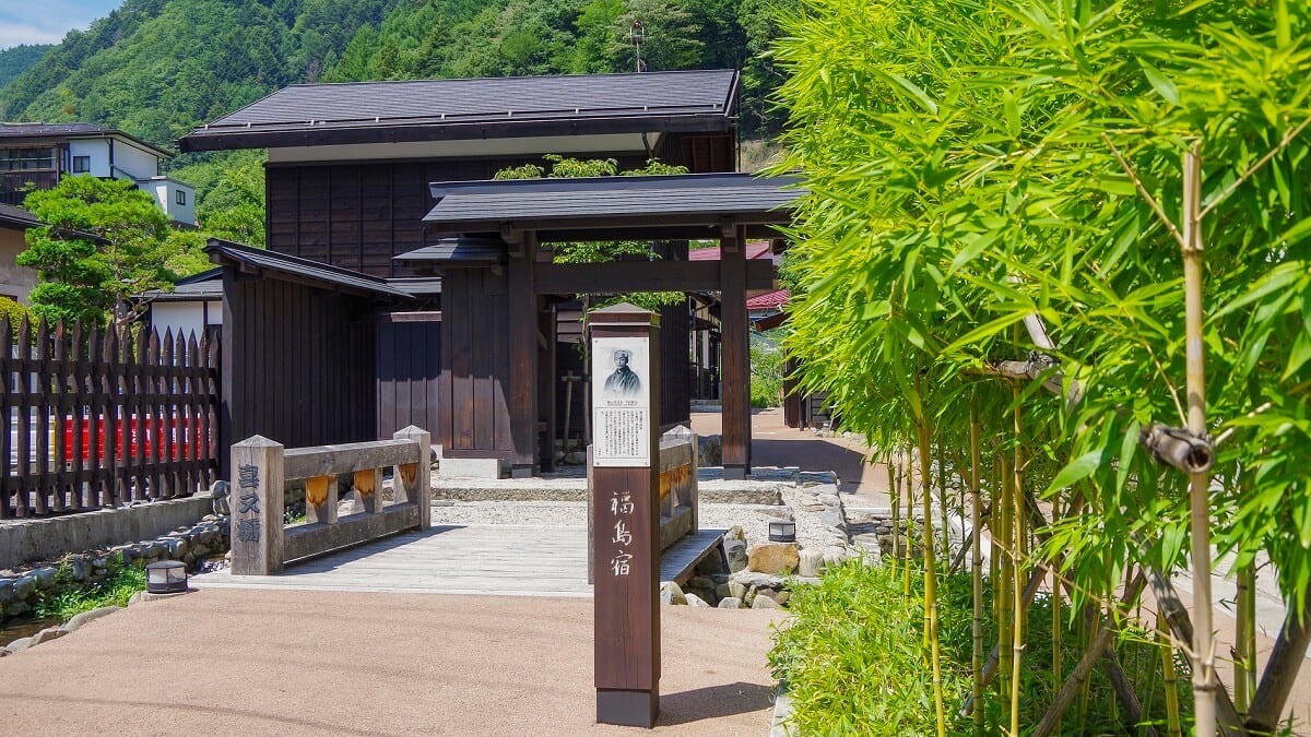 5つの推奨される観光スポット、キソタウン、ナガノ県！キソの馬と自然を体験してください！