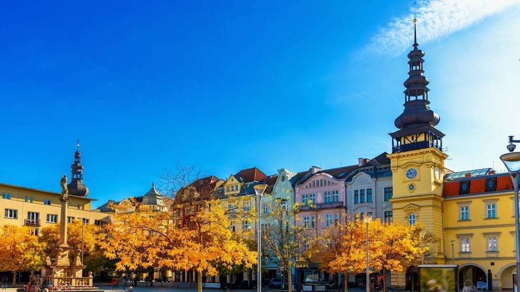 チェコ共和国の誇り高い産業遺産と鉱業の町であるオストラバでの観光をお楽しみください！
