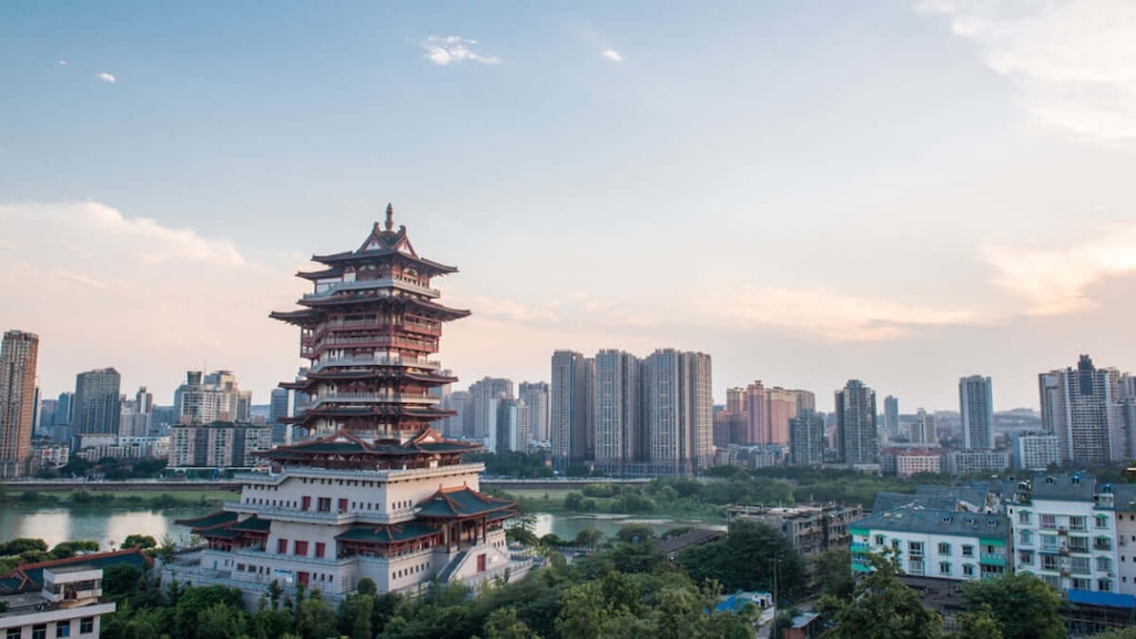 あなたが持つことができる4つの素晴らしく奇妙な浮遊体験！中国、ミアナンのトップ4観光スポット