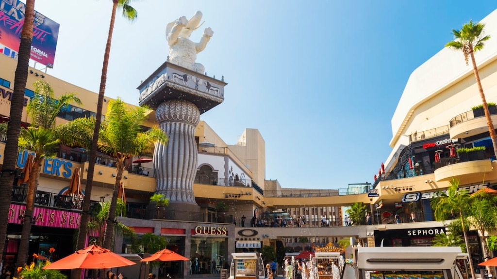 ハリウッド＆ハイランド｜ツアーあなたの夢の象徴的なレッドカーペット