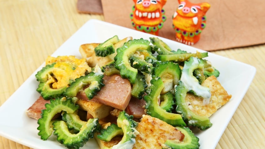 必見！地元の人々が推奨する沖縄市の10個のグルメスポット