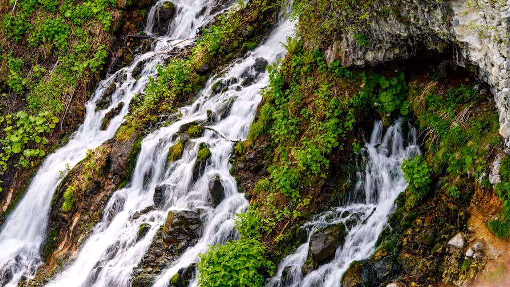 【美瑛町】白ひげの滝の観光情報!行き方と駐車場情報