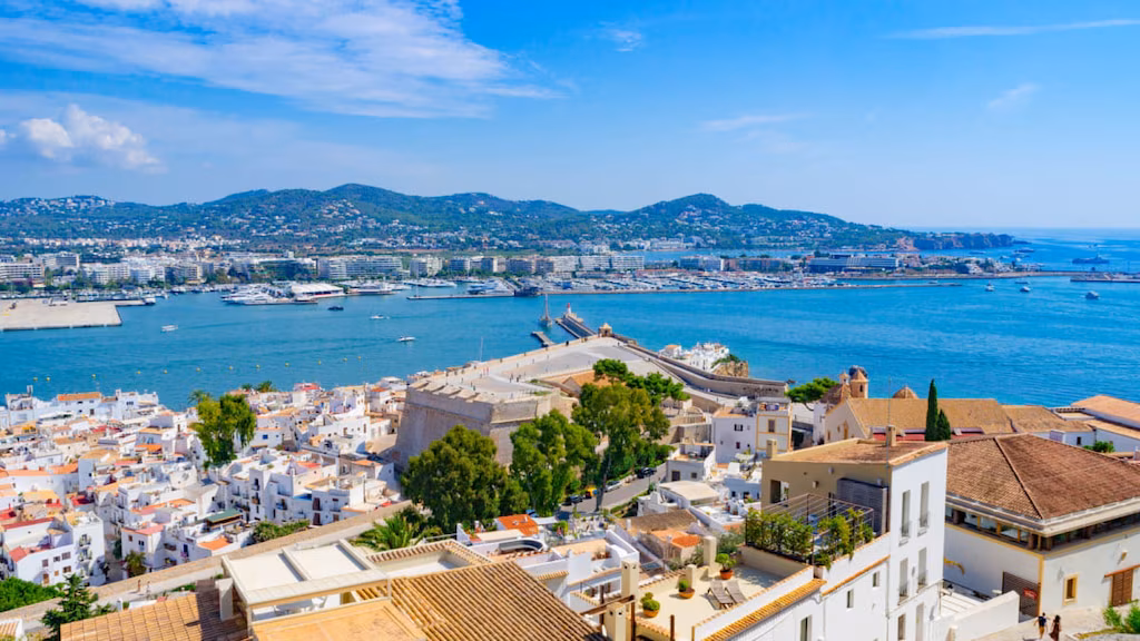 【世界遺産】イビサ島の生物多様性と歴史地区とは｜観光案内ガイド