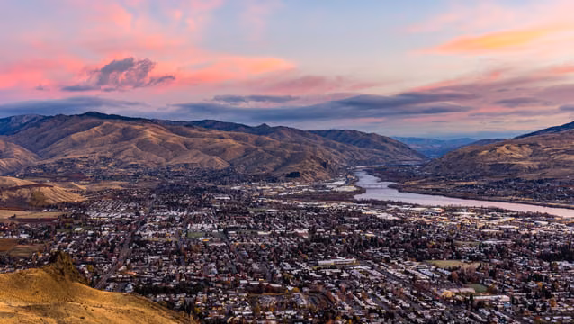 「リンゴの首都」として知られる果物の町、ウェナチーの必見観光スポット 5 選