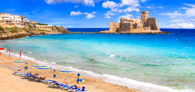 イタリアの魅力的な県！クロトーネの観光スポットを巡る！