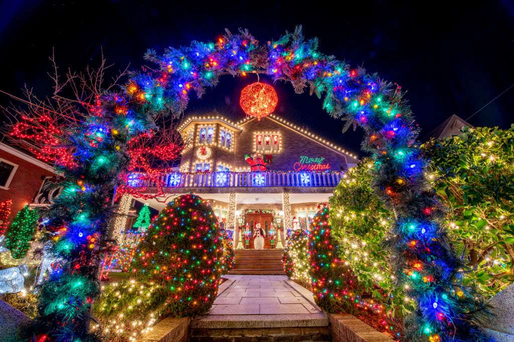 ブルックリンの素晴らしいダイカーハイツのクリスマスライトを見る場所