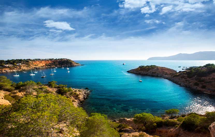 Ibiza Tourism＆Travel Guide