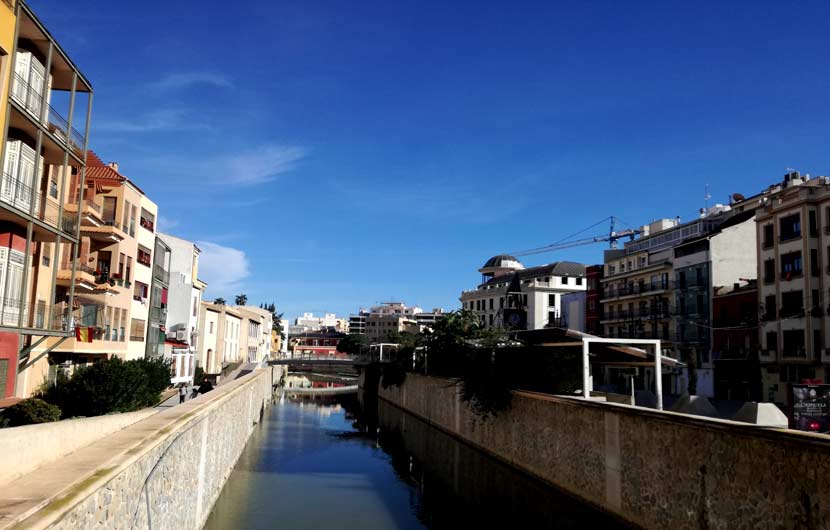 コスタブランカのbeatられたトラックから